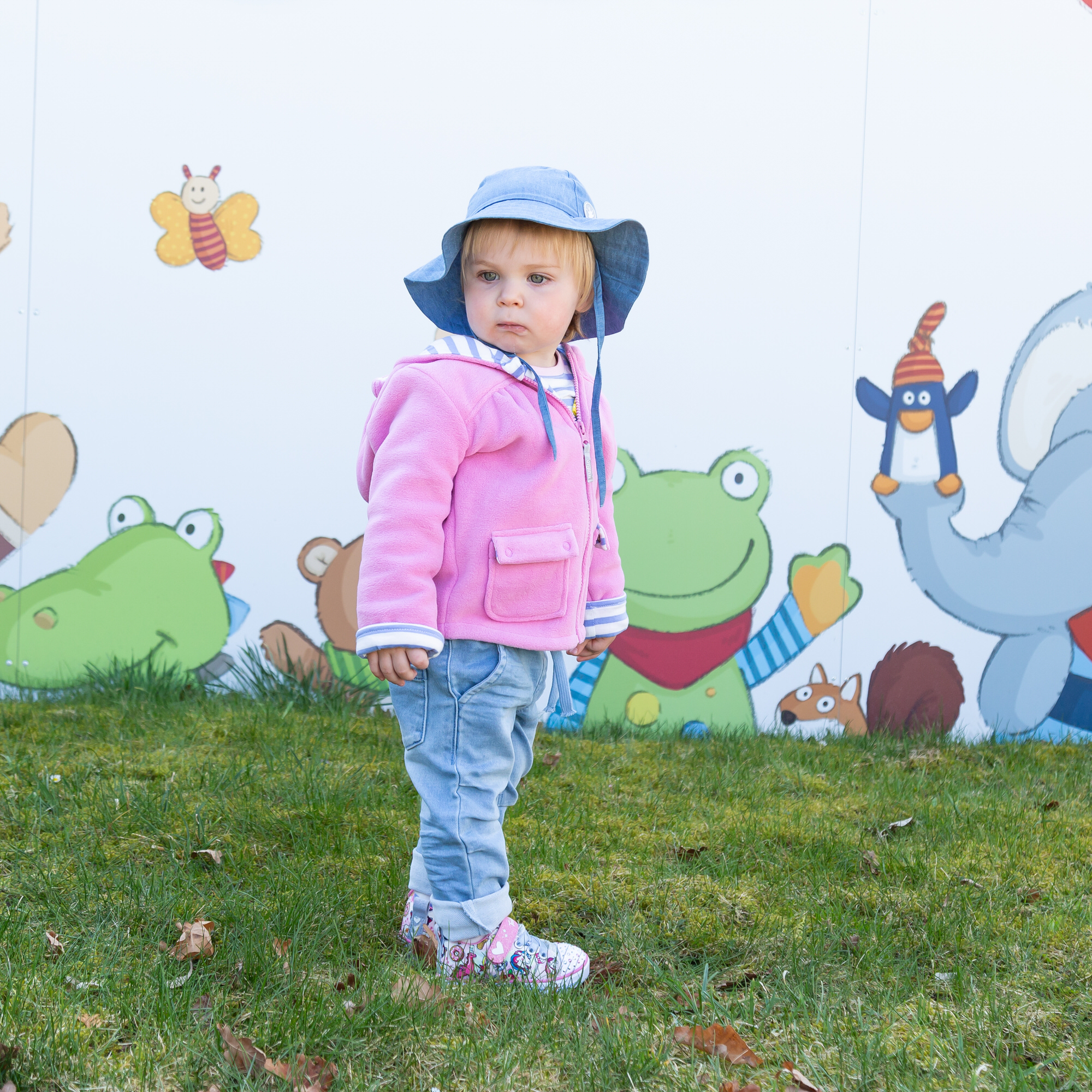 Babyjeans zum Krempeln mit heller Waschung Babyjeans zum Krempeln mit heller Waschung