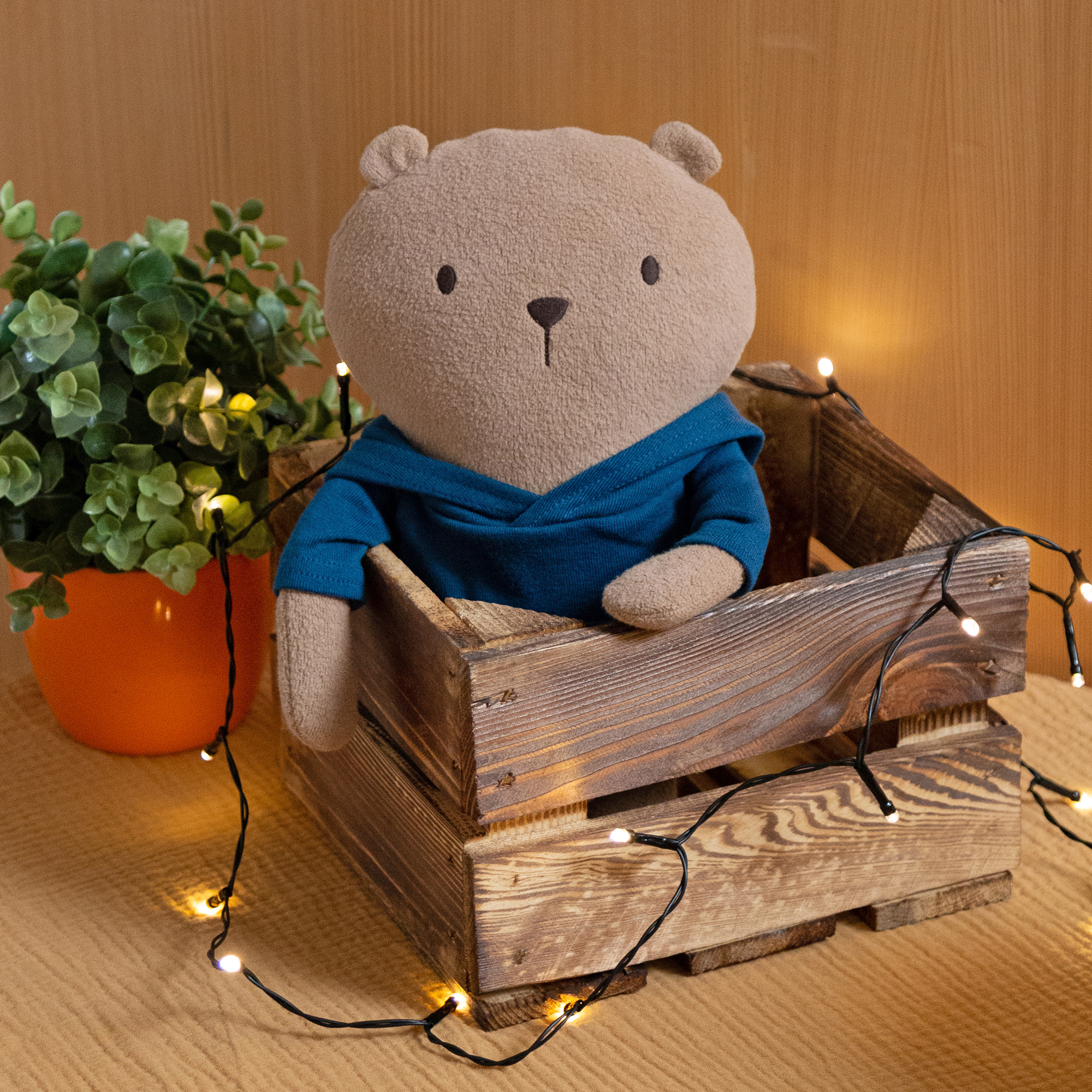 Large plush beaverbear Mister O'Lui, blue hoody Large plush beaverbear Mister O'Lui, blue hoody