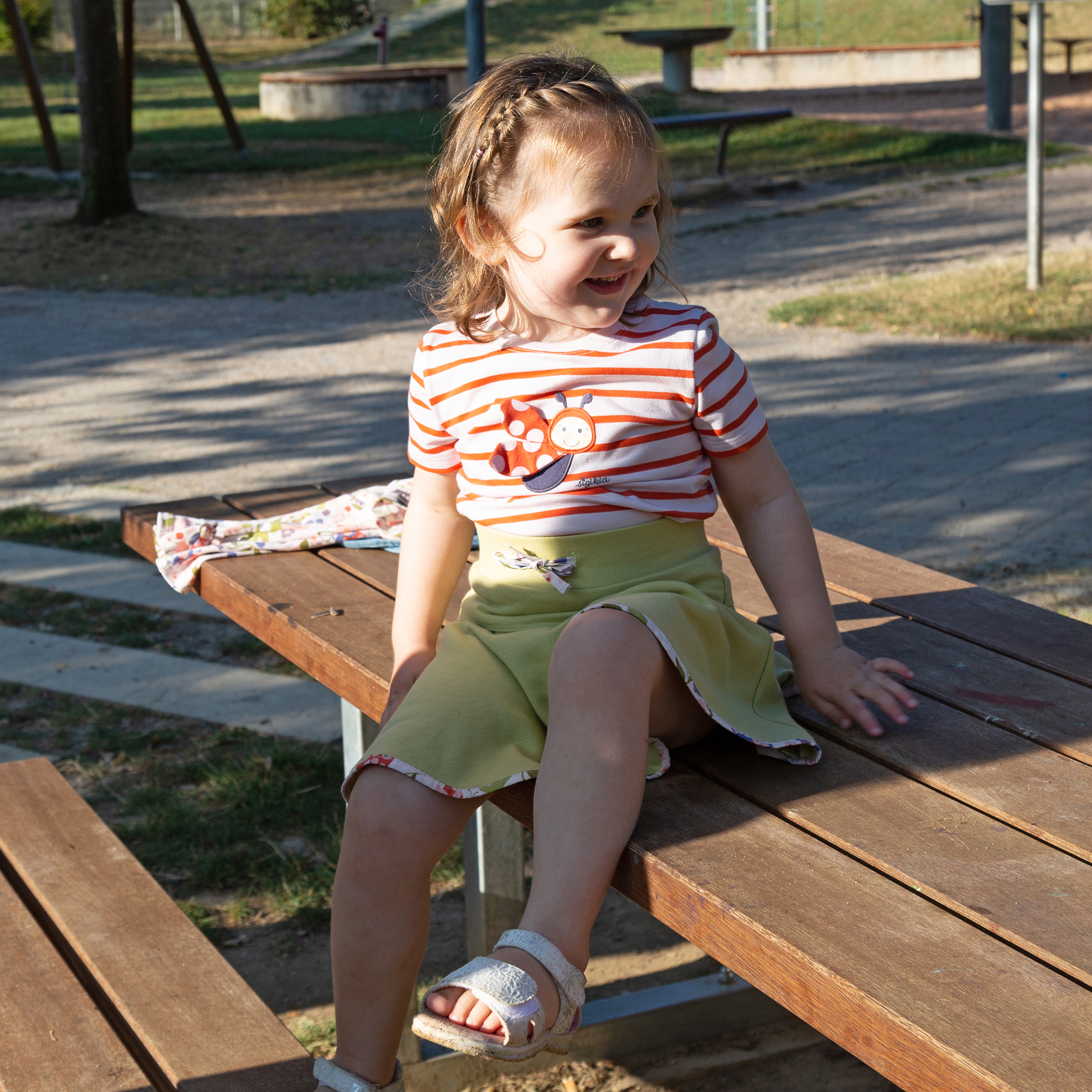 Gestreiftes Kinder T-Shirt Marienkäfer