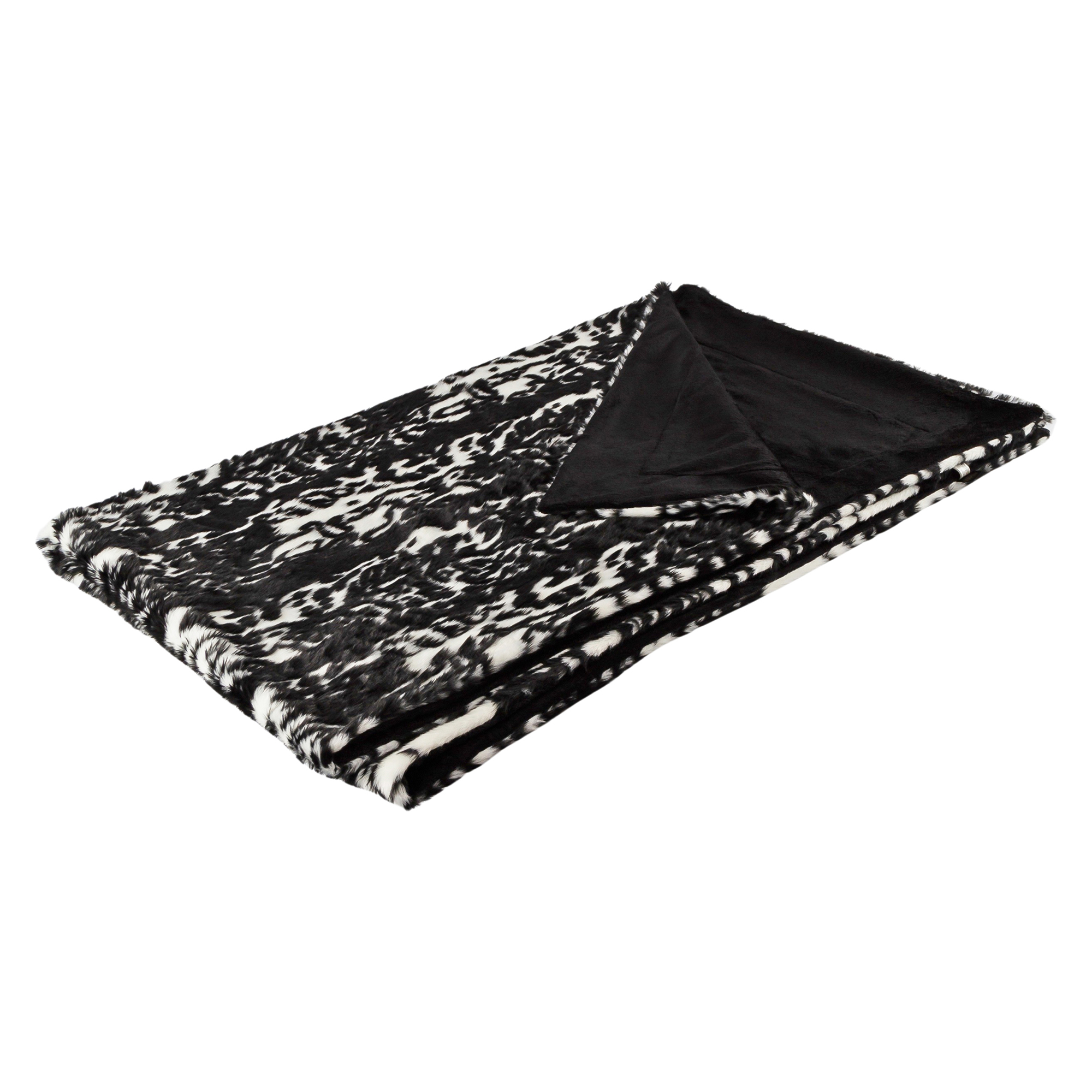 Design plush throw blanket black/white, velour backing Design plush throw blanket black/white, velour backing