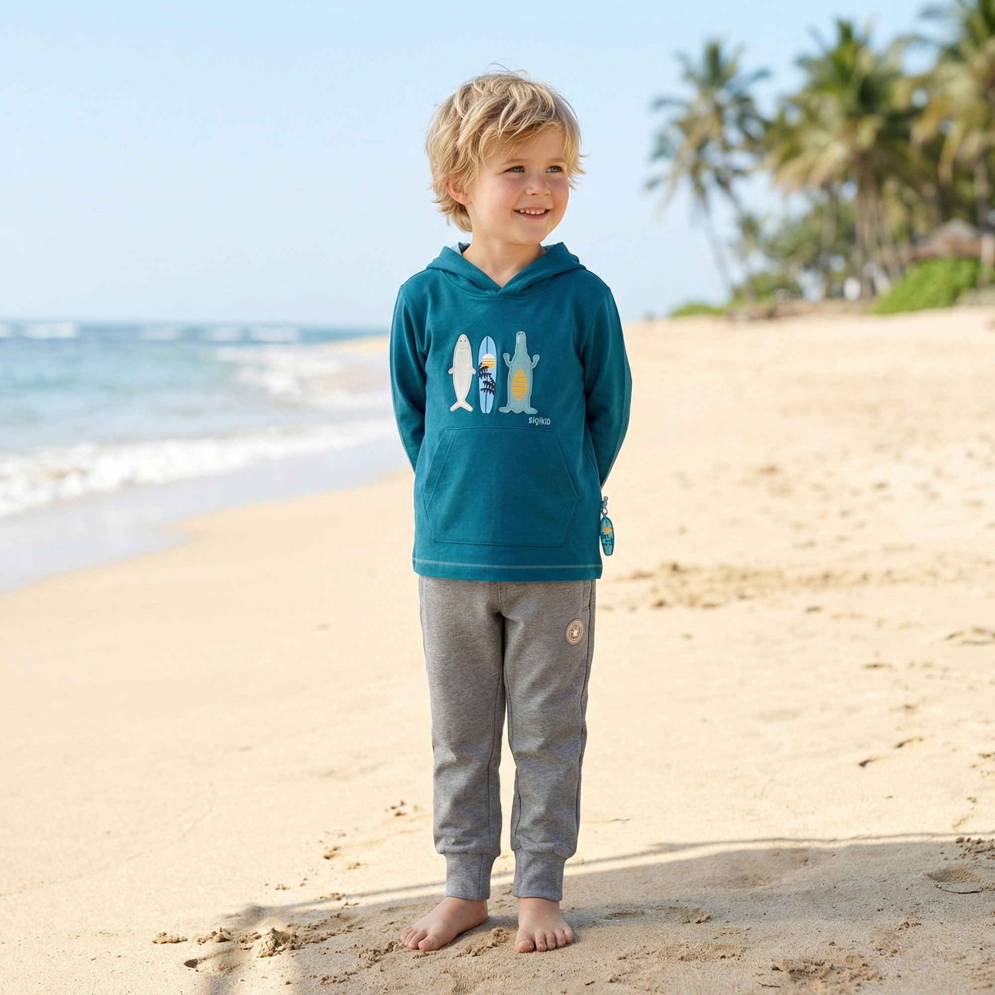 Children's hoody, pockets, Blue & Bright