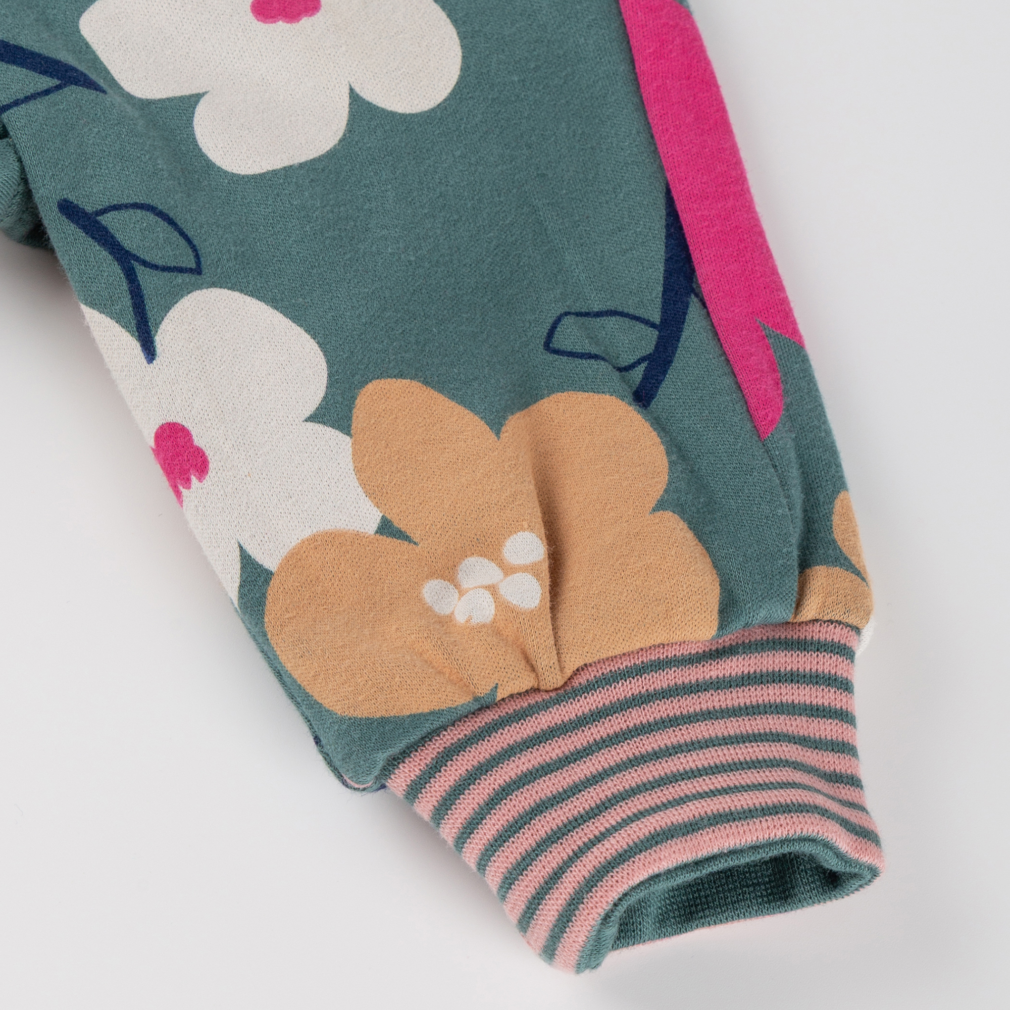 Baby Wendehose, grün oder geblümt Baby Wendehose, grün oder geblümt