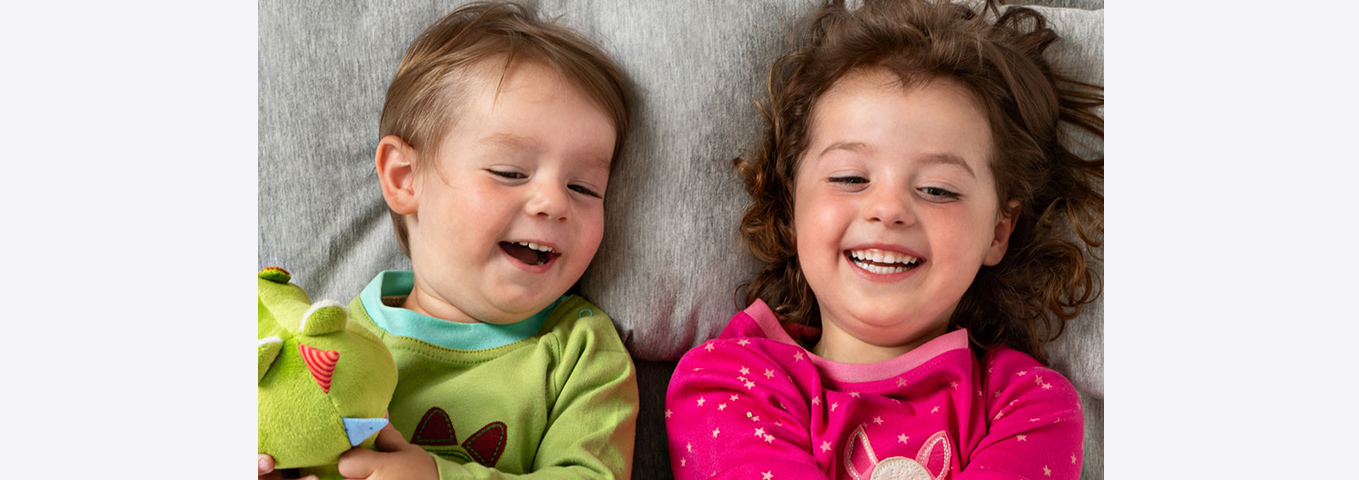 Herbstzeit ist Familienzeit: Kuschelige Pyjamas für Mädchen und Jungen
