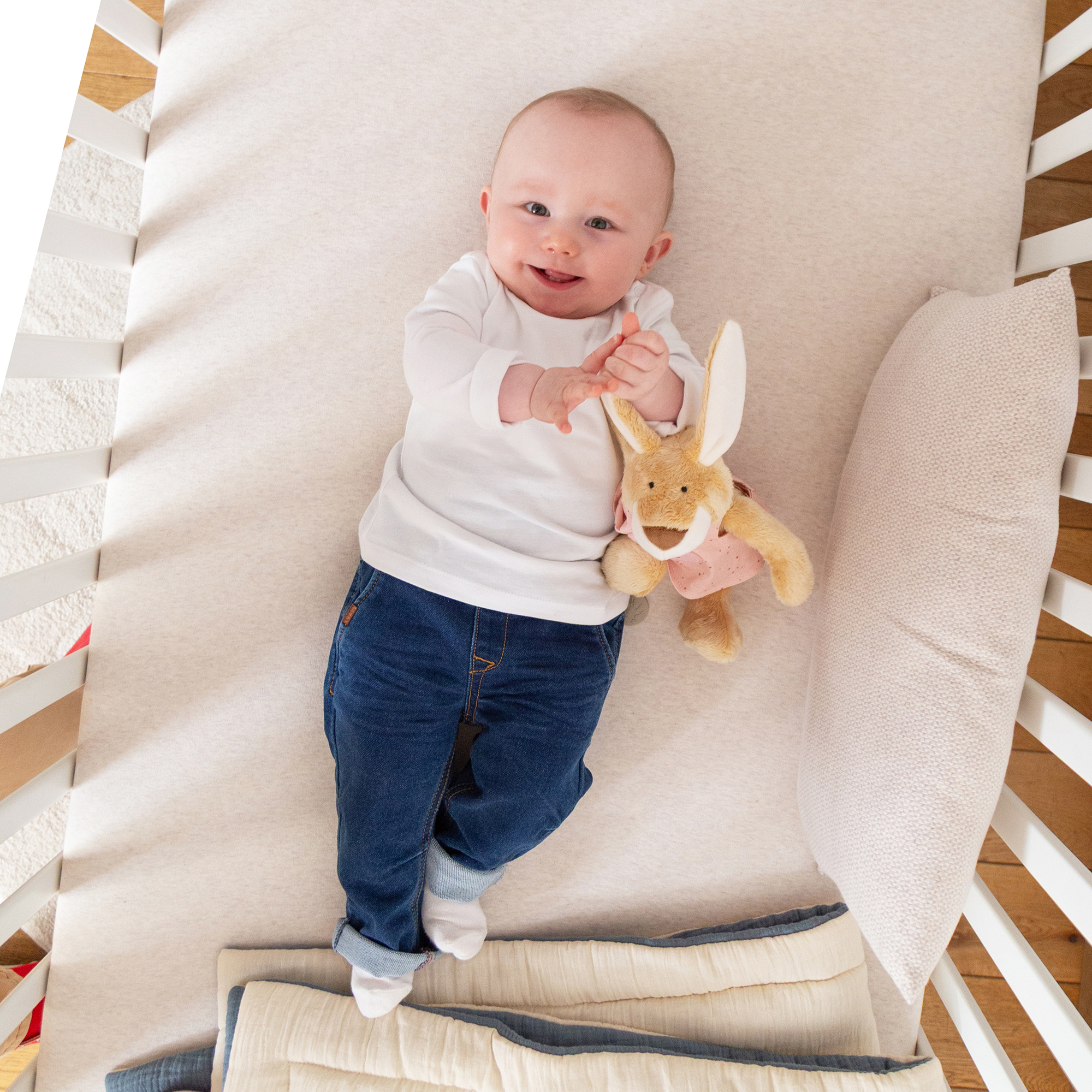 Personalised musical bunny for baby girls