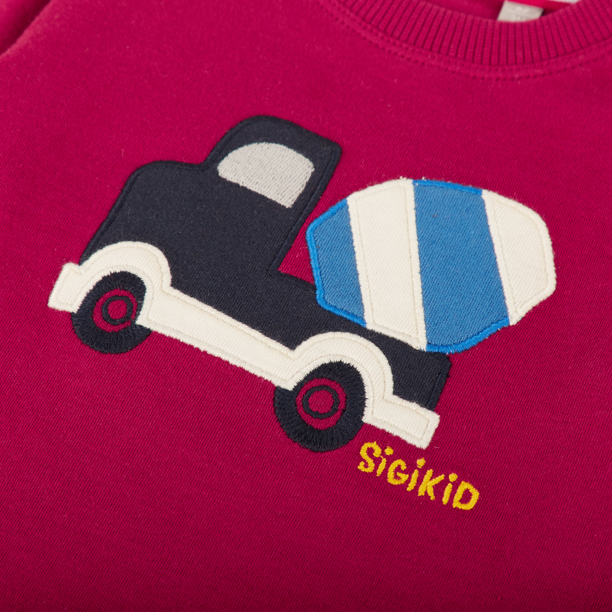 Rotes Baby Langarmshirt Betonmischer Rotes Baby Langarmshirt Betonmischer